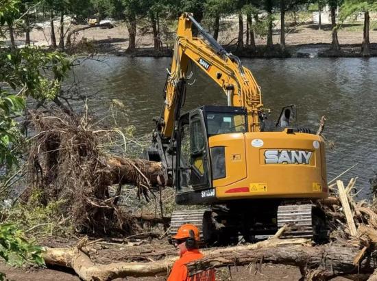 Sany se précipite pour aider les victimes des inondations au Texas, aux États-Unis !