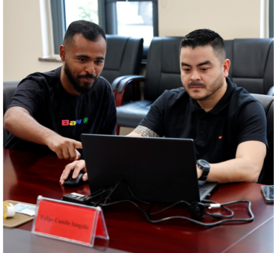 China-Brazil cooperation deepens further | Brazilian Tomé Engenharia technical team visits XCMG